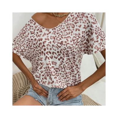 China QUICK DRY All Over Print V-Neck Blouse Drop Shoulder Leopard Print Butterfly Sleeve Tee Summer Loosely 2021 Women's Hot Selling T-shirt for sale