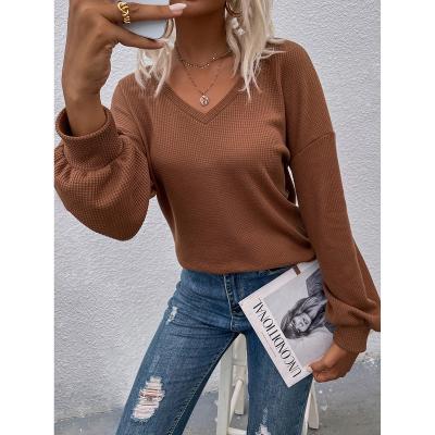 China 2021 New Design Viable Fashionable Casual Ladies Long Sleeve V Neck Women Tops for sale