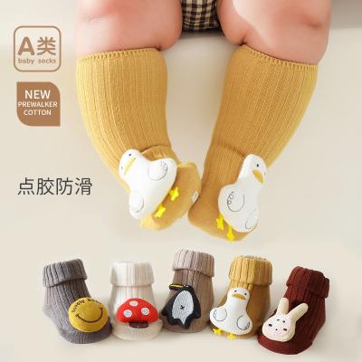 China Autumn New Fashion Cute Cartoon Animal Doll Soft Cotton Newborn Baby Socks QUICK DRY Anti Slip Baby Socks for sale