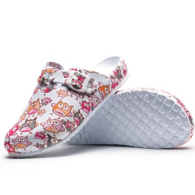 China Anti-slip Women Print Nurse Shoes Wholesale Medical Slippers High Quality Waterproof Clogs Female Slippers Slips Shoes Hospital for sale