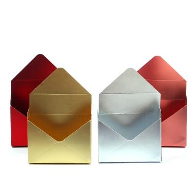 China Recycled Materials Wholesale Custom High Quality Luxury Gold Foil Paper Envelope Cheap Folding Flower Box for sale