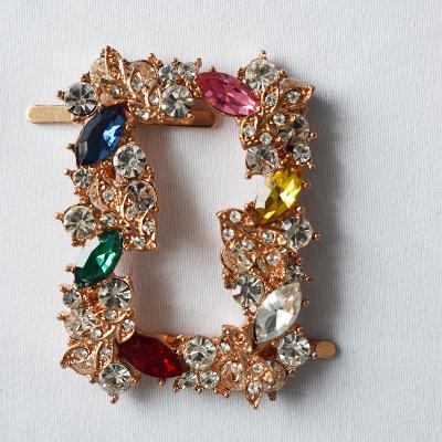 China Shoe Accessories Shapes Colorful Diamond Shoe Buckle Accessory Removable Shoe Flower Claw Buckle Jewelry for sale