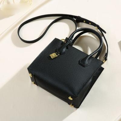 China 2022 New Lady Shoulder Tote Bag Fashion Vintage Designer Handbag High Quality Genuine Leather Cross - Body Bag For Women Luxury Bag for sale