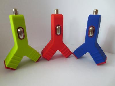 China Red / Blue Y Shape 2 Port USB Car Charger Universal Dual ABS Silicone for Iphone for sale