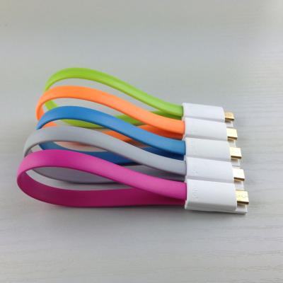 Chine Mini câble de chargeur de cabl de données d'anneau de main USB micro pour le câble de boucle de Samsung &Iphone/Ipod à vendre