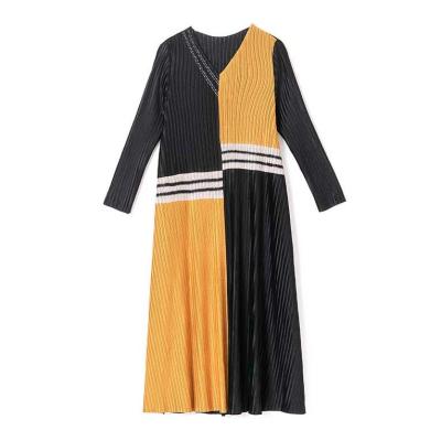 China High Quality Soft Anti-Static Skin-Friendly Drape Skirt Fashion Asymmetrical V-Neck Personalized Women Dress for sale