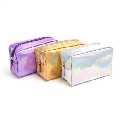 China Holographic Iridescent Shiny Holographic Iridescent Cosmetic Bag Waterproof Portable PU Laser Handbag for Makeup Tools Organizer for Women for sale