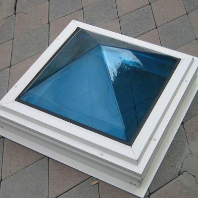 China Contemporary Vacuum Forming Natural Light UV Protection Skylight Dome Polycarbonate Dome Skylight for sale