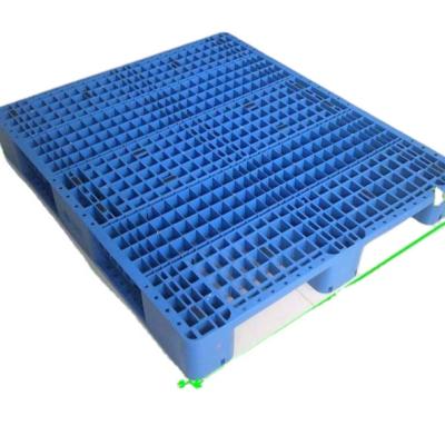 China 1400x1100x150mm Single Faced Stretching Three Runners Mesh Shape Plastic Pallet for sale