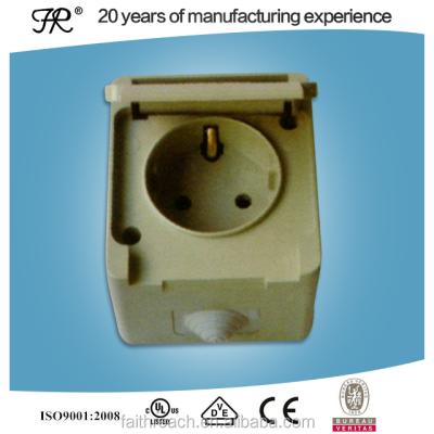 China Egypt Residential / General Purpose Electric Plug And Socket 16a 3 Pin for sale