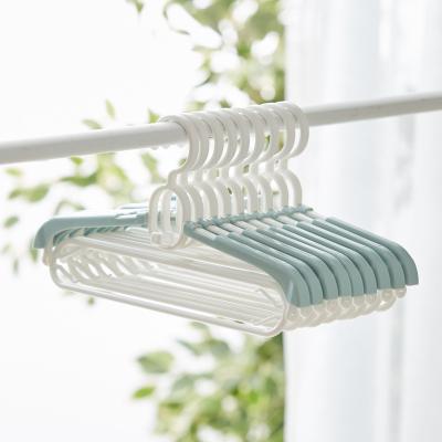 China New Product Space Saving Clothes Storage Dryer Drying Racks Hangers Universal Plastic Organizer for sale