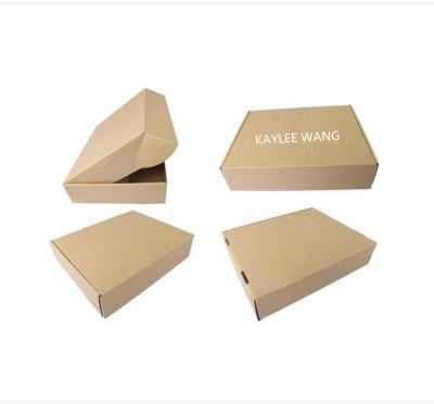 China Custom Corrugated Cardboard Gift Box Mailers For Apparel Packaging for sale