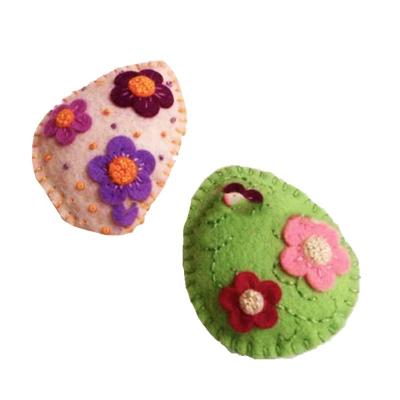 China 2020 Healthy Hot Selling Custom Design Felt Eggs With Flowers Easter Decorations for sale