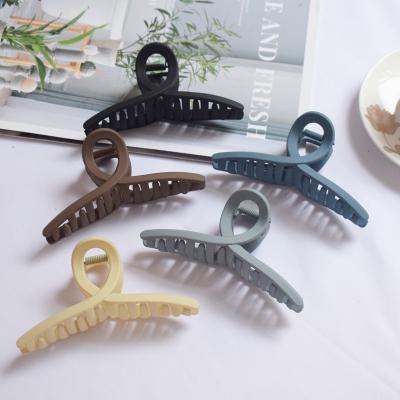 China Wholesale Hair Accessory New Arrive Central Statistical Institute Hair Clip For Women Large Fashion Simple Hairpin Shark Clip Hairpin Korean Hair Accessories for sale