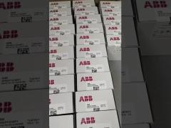ABB DI810 3BSE008508R1 S800 I/O Digital Input Module 24V 16 Channels Module