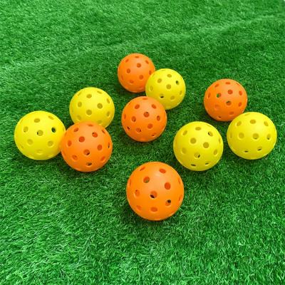 China 40 Balls Good Quality Colorful Outdoor Pickleball Indoor Holes PP/PE Pickleball for sale