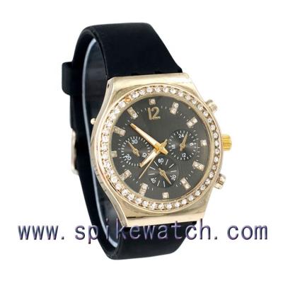 China A Popular Female Water Resistant Discount Diamond Decorated Watch Women Elastic Band for sale