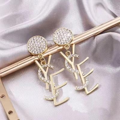 China 1:1 CLASSIC 2022 Retro Zircon Stud Ear Ring Pin For Women Famous Designer Brand High Quality Luxury Earrings Jewelry for sale