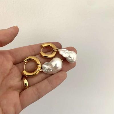 China Fashionable fine gold plated titanium steel natural handmade retro earrings jewelry wholesale 18k gold plated earrings for sale