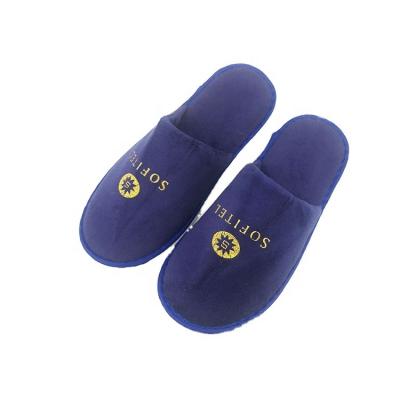 China Disposable Unique Blue Hotel Slip Resistant/Soft/Breathable Velvet Slippers With Embroidered Logo for sale