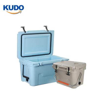 China 2020 Waterproof Rotomolded 15L 20L 45L Ice Fishing Cooler Box Maker for sale