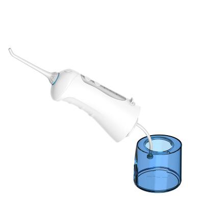 China Personal Care High Quality Adjustable Pressure Daily Use Portable Electric Tooth Scaler 200mL/300mL for sale