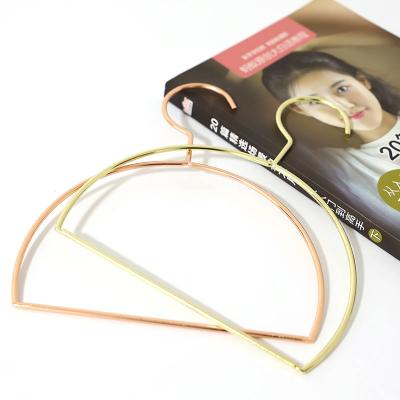 China Nordic Metal Gold Hangers Semicircle Metal Tie Tie Scarf Belt Stretch Scarf Gold Silk Hanger for sale