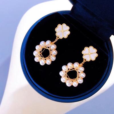 China Fast Shipping Hai yang clover pearl earrings freshwater pearl gold circle earrings pearl clover earrings for sale