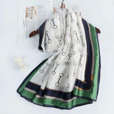 China Cheap and fashionable ladies silk scarf fashion factory wholesale beautiful beach silk shawl for sale