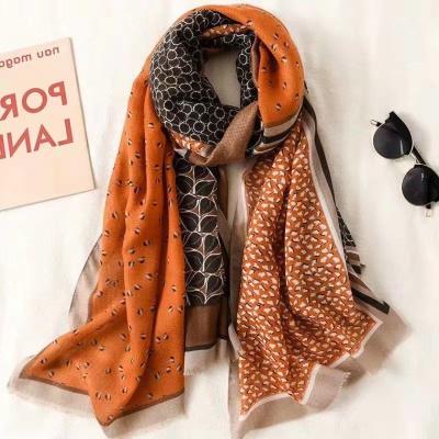 China Fashion high quality women's printed scarf, soft and exquisite design, women's cotton and canvas scarf for sale