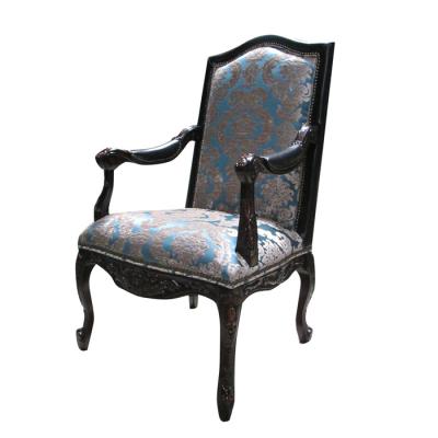 China Rivet Frame Leisure Chair Luxury Hotel Solid Wood Bedroom Carved Wood Chairs With Arm Lounge Seating Chair à venda