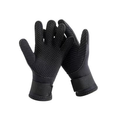 China Outdoor Factory Direct Sale Neoprene Sports Diving Gloves for sale