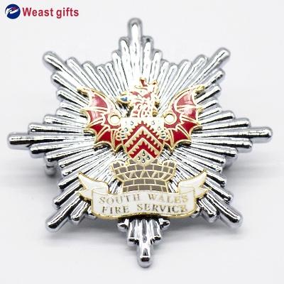 China Custom Made Europe China Soft Enamel Lapel Pin Hard Enamel Magnetic Lapel Decorative Pin for sale