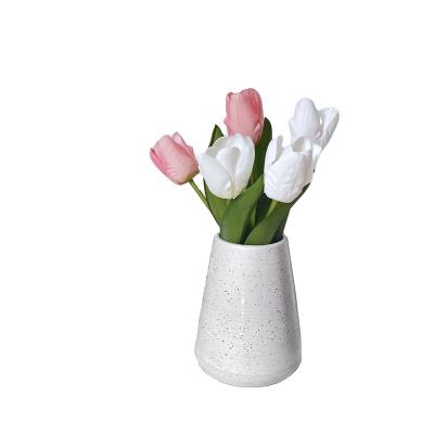 China Bestselling Vase Tabletop Tall Ceramic Vase High Quality Vases Pure White Vases With Quality Guarantee for sale