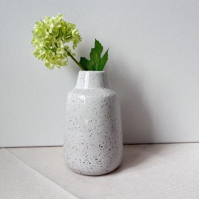 China Modern ceramic vase table flower vase with professional technical support modern ceramic vase for sale