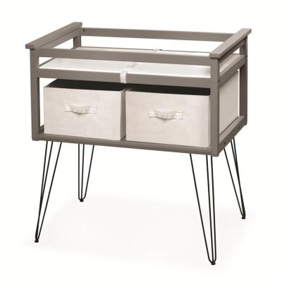 China Manufacturer Exquisite Workmanship Quality Durable Solid Wood Baby Changing Table for sale