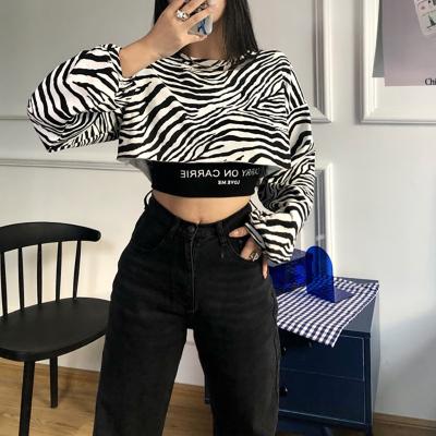 China Fashion leopard printing women's top breathable T-shirt popular culture casual wear two-piece set for sale