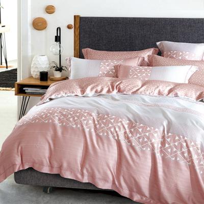 China Customized Size Non-Toxic 200TC Regenerated Cellulose Fiber Four Piece Printed Summer Comforters Set Comforter For Home for sale