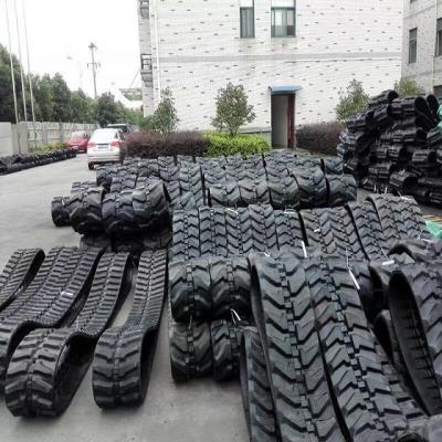 China Construction Machinery Rubber Tracks For Construction Machinery Excavator 300x52.5x84 300*55.5*76*82 230X35X96 Rubber Chain for sale