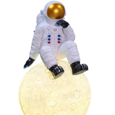 China Astronaut Fiberglass Outdoor Statues / Customization Large Resin Garden Ornaments for sale