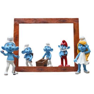 China Amusement Park FRP Sculpture Modern Resin Smurf Garden Statues for sale