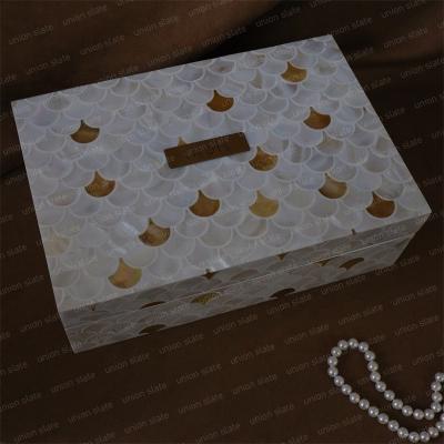 China Luxury Jewelry Storage Box Luxury BROOM Jewelry Packaging Multifunctional Organizer Travel Jewelry Box for sale