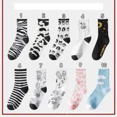 China Fashion Design Breathable Socks Manufacturer Youth Nylon Quick Dry Women's Socks for sale