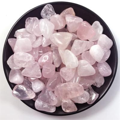 China Polished Gravel Pink Tumbled Rose Quartz Healing Stones for sale