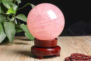 China ODM natural de Rose Quartz Magic Sphere Ball del rosa en venta