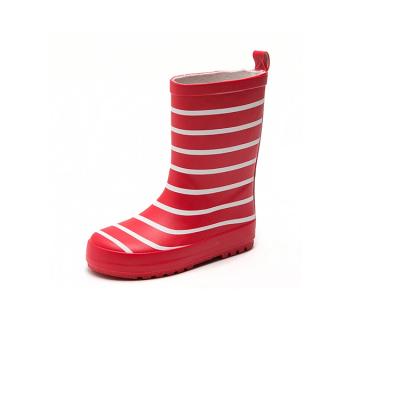 China Big Stripe Waterproof Printing Children Rain Red Wellington Boots Stripe Wellington Boots Teen Kids Rubber Boots for sale