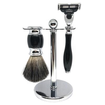 China Best Price Triple Blade Badger Hair Brush Metal Resin Handle Classic Black With Triple Blades Razor And Transparent Protect Cover For Blades for sale