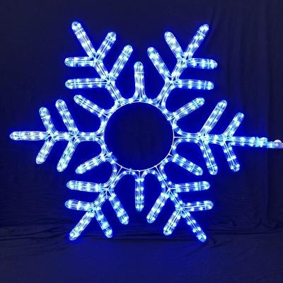 China Steady On And Twinkle Hanging Holiday 35IN 90CM LED Rope Snowflake for sale