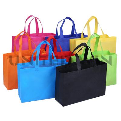 China Waterproof Rectangle Carry Hand Bag PP Non Woven Tote Bag For Shopping for sale