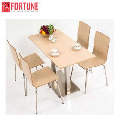 China Cheap Foshan Cheap Price Catering Space Furniture Wooden Dining Tables Chairs Restaurant Table And Chairs for sale